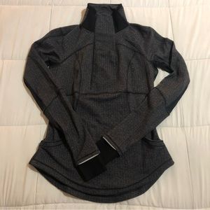 Lululemon Base Runner 1/2 zip, size 6, Heathered Herringbone Heathered Black